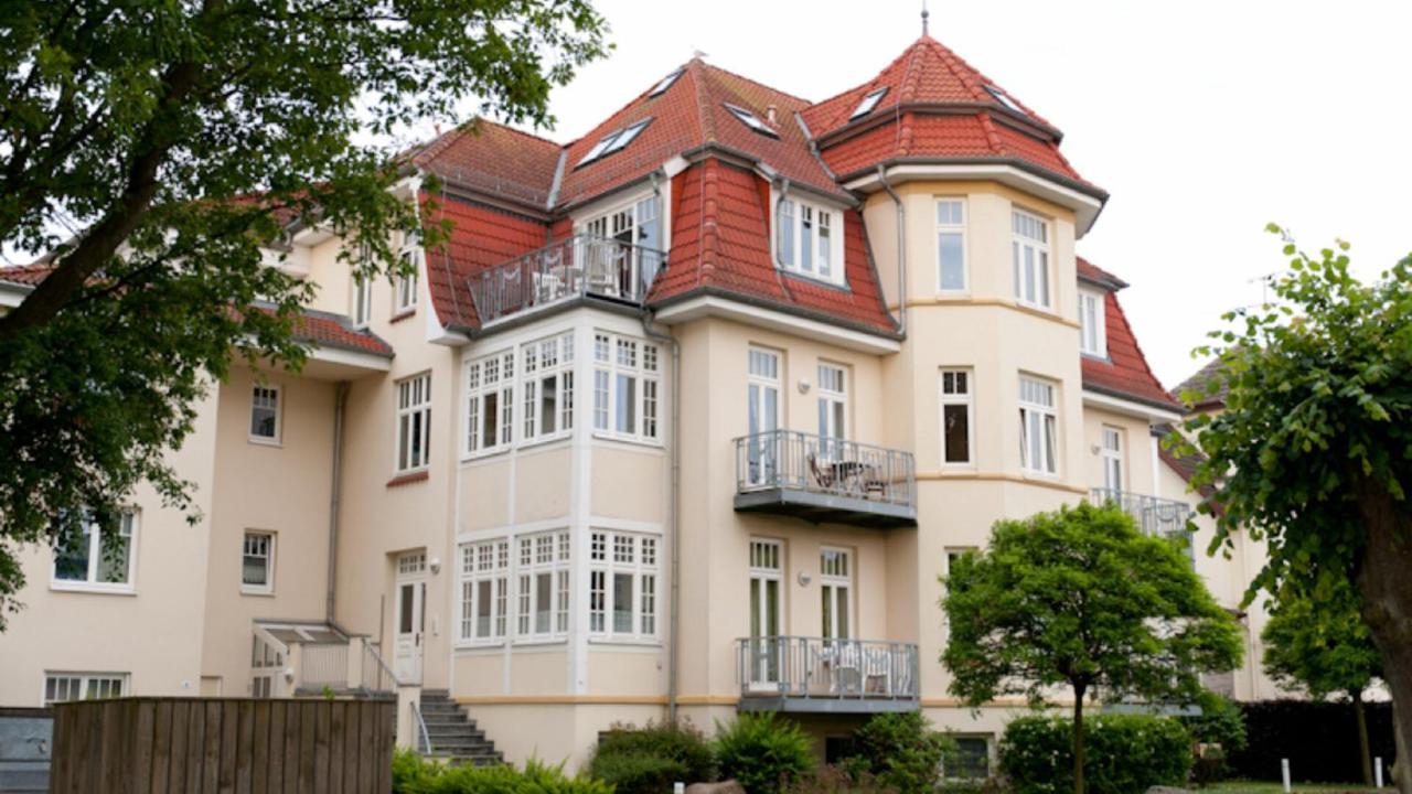 Villa Duene Mit Grosser Sonnenterrasse, Kamin, Wlan Und Tiefgarage Fuer 2-4 Personen Kühlungsborn Zewnętrze zdjęcie